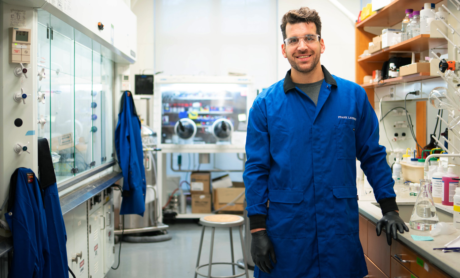 Frank Leibfarth in his lab