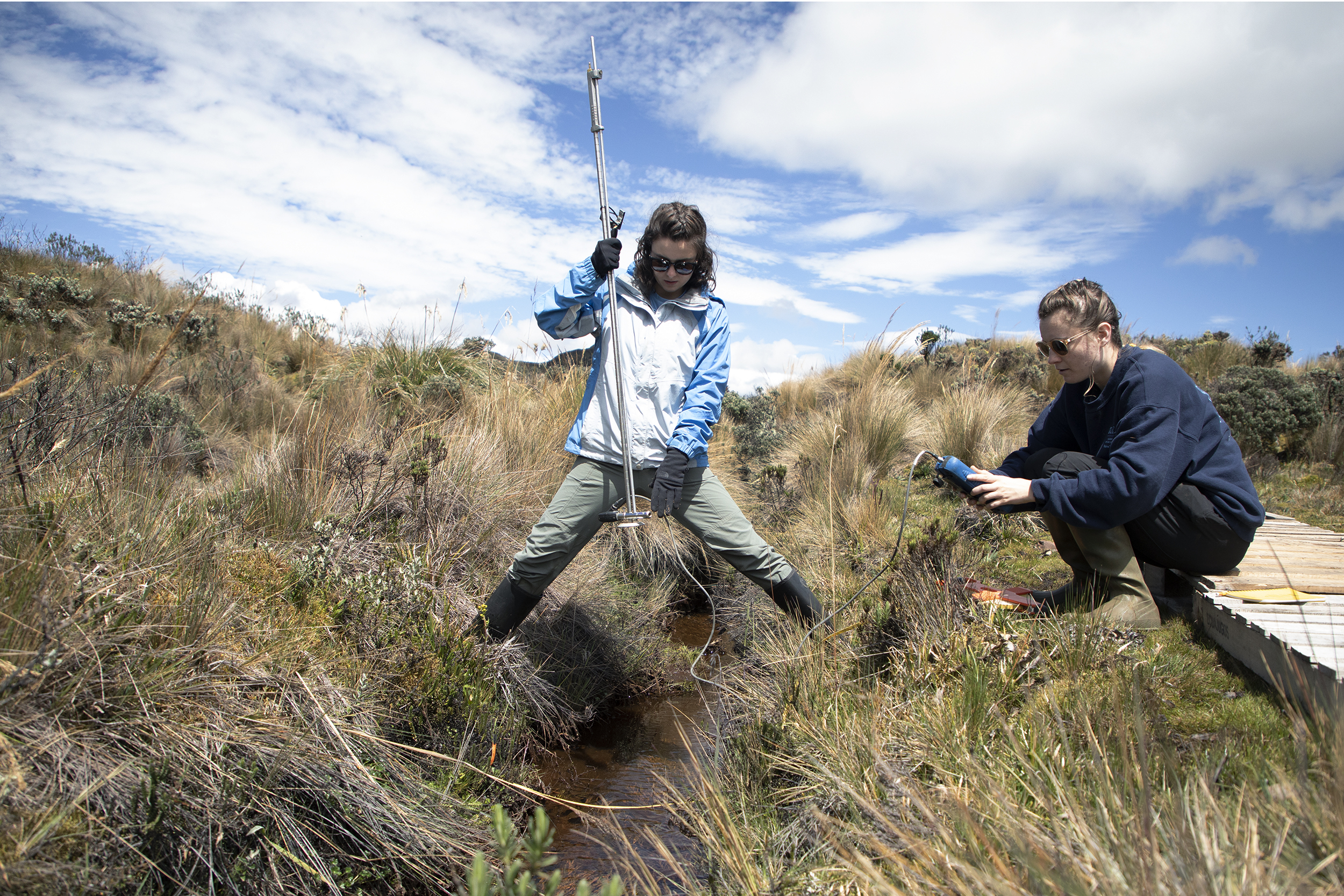 Tessa Davis and Liz Farquhar conduct fieldwork in the North Andean Paramo