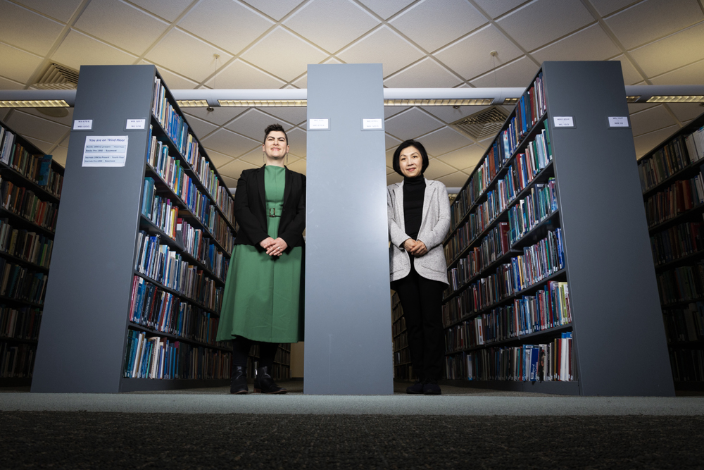 Carrie Baldwin-SoRelle and Fei Yu in Health Sciences Library